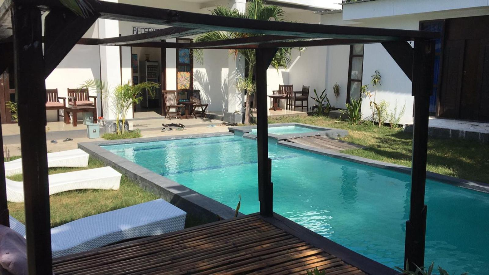 White Sands Resort Gili Trawangan Eksteriør billede